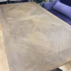 Ruokapöytä X-Rautajalalla ( I-palkki) 7 Ruokapöytä X-Rautajalalla ( I-palkki) -Ruokapöydät Verkäufe intarsia kansi