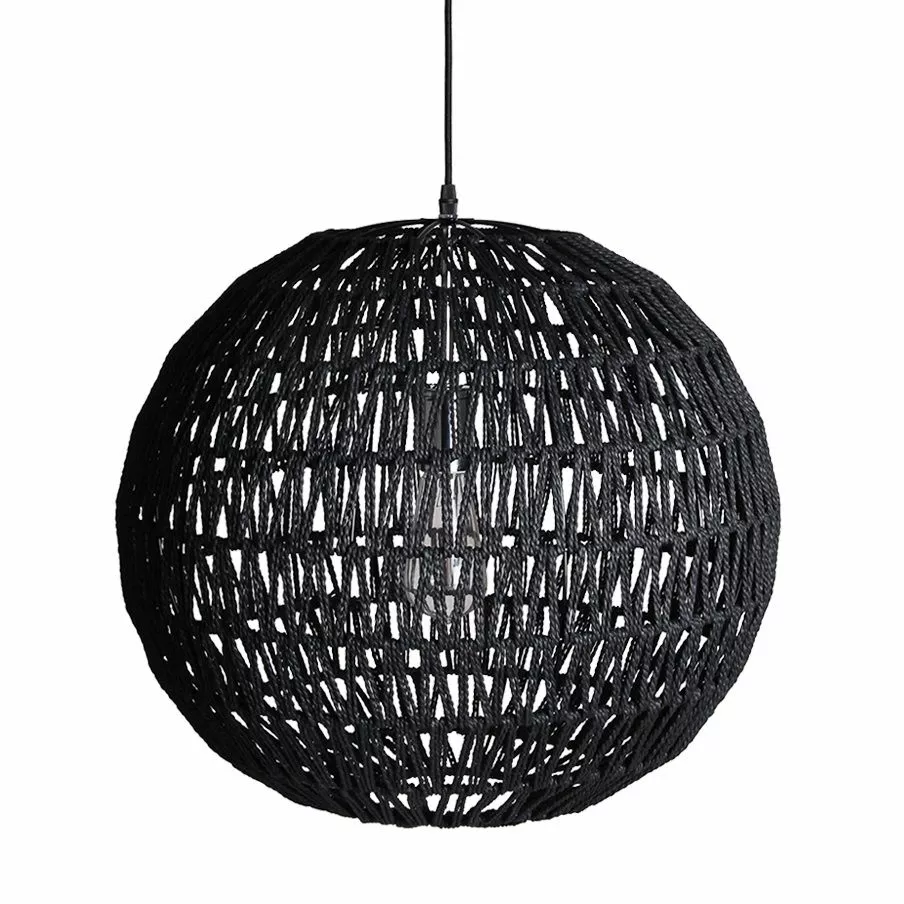 Kattovalaisin Luca Musta 1 Kattovalaisin Luca Musta