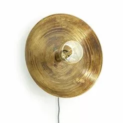 Seinävalaisin Horus