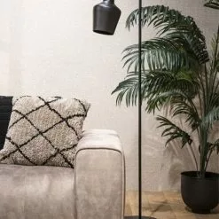 Lattiavalaisin Zuko 202213 -Ruokapöydät Verkäufe mattamusta lattiavalaisin zuko skandinaavinen lattiavalaisin sisustus