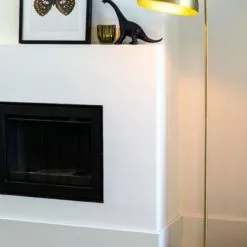 Messinkinen Lattiavalaisin Mette -785 -Ruokapöydät Verkäufe messinginvarinen lattiavalaisin mette sisustus