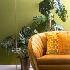 Messinkinen Lattiavalaisin Mette -785 -Ruokapöydät Verkäufe messinginvarinen lattiavalaisin mette sisustus2