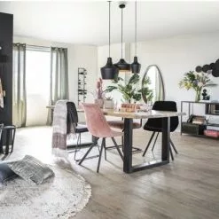 Musta Kattovalaisin Wattson 1m 202210 -Ruokapöydät Verkäufe musta kattovalaisin wattson sisustuksessa