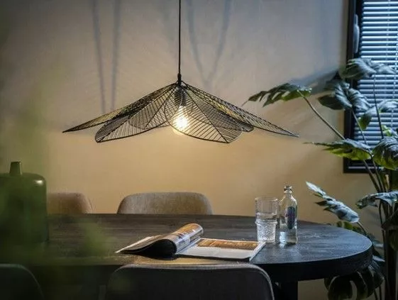 Lehtiaiheinen Kattovalaisin Archtiq Bl 4 Lehtiaiheinen Kattovalaisin Archtiq Bl - Image 4